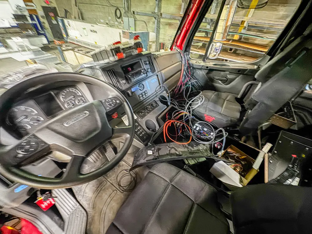 Engine and hose connection hardware detail, photo 99 of 303.